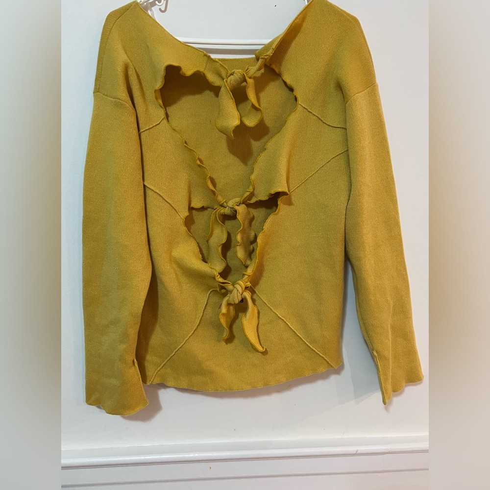 Sweater Top | mustard yellow tie detailing on back